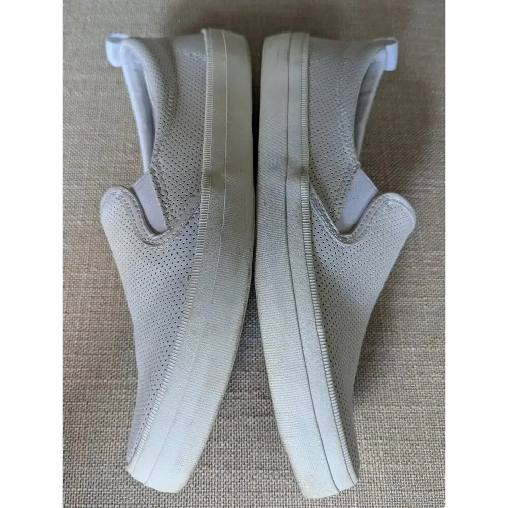 Women's SPERRY Crest Twin Gore Mini Perf White Slip on Casual Sneakers Size 8.5